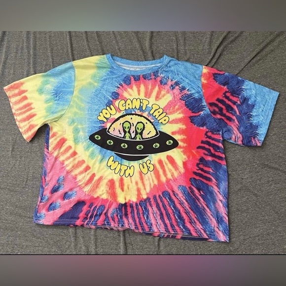 👽🛸 You Can’t Trip With Us tie-dye relaxed crop tee alien UFO - Picture 6 of 6